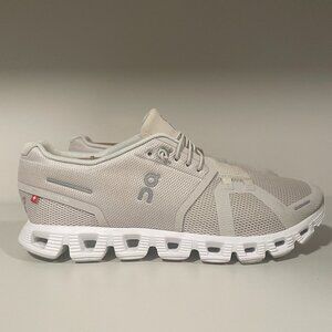 On Cloud 5 Women's Running Shoes - 8.5 - Pearl/White - Gently Used